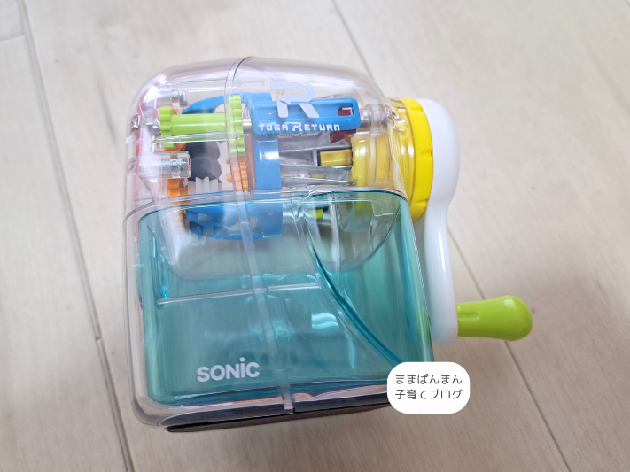 ソニックの鉛筆削りトガリターンEK-4297-Tを横から見た写真